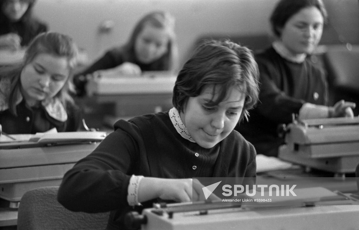 School students choose career