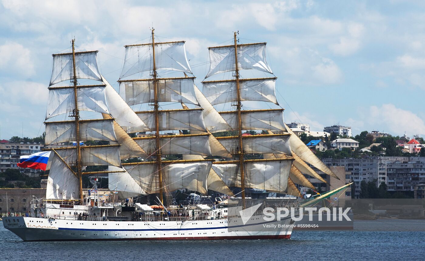 Russian regions stage rehearsals of Navy Day parade