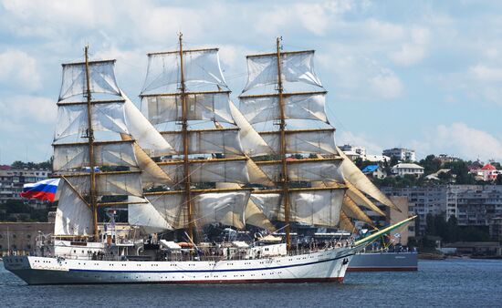 Russian regions stage rehearsals of Navy Day parade