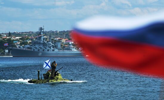 Russian regions stage rehearsals of Navy Day parade