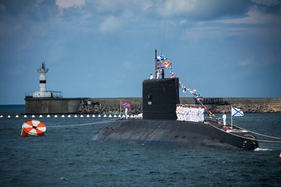 Russian regions stage rehearsals of Navy Day parade