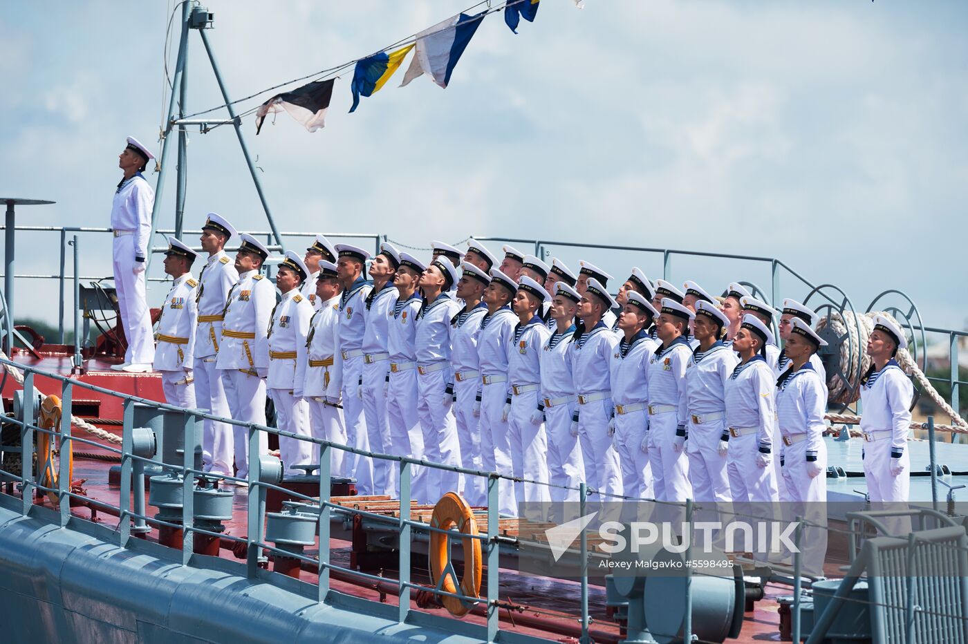 Russian regions stage rehearsals of Navy Day parade
