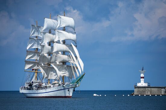 Russian regions stage rehearsals of Navy Day parade
