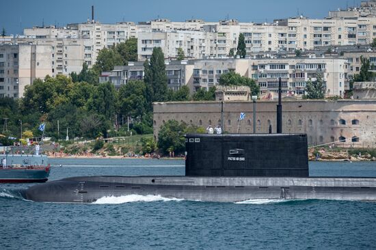 Russian regions stage rehearsals of Navy Day parade