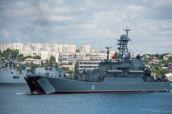 Russian regions stage rehearsals of Navy Day parade