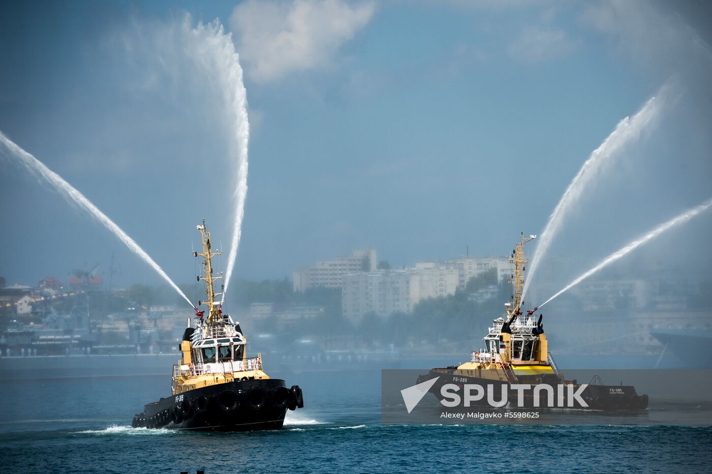 Russian regions stage rehearsals of Navy Day parade