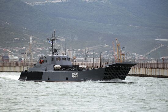 Russian regions stage rehearsals of Navy Day parade