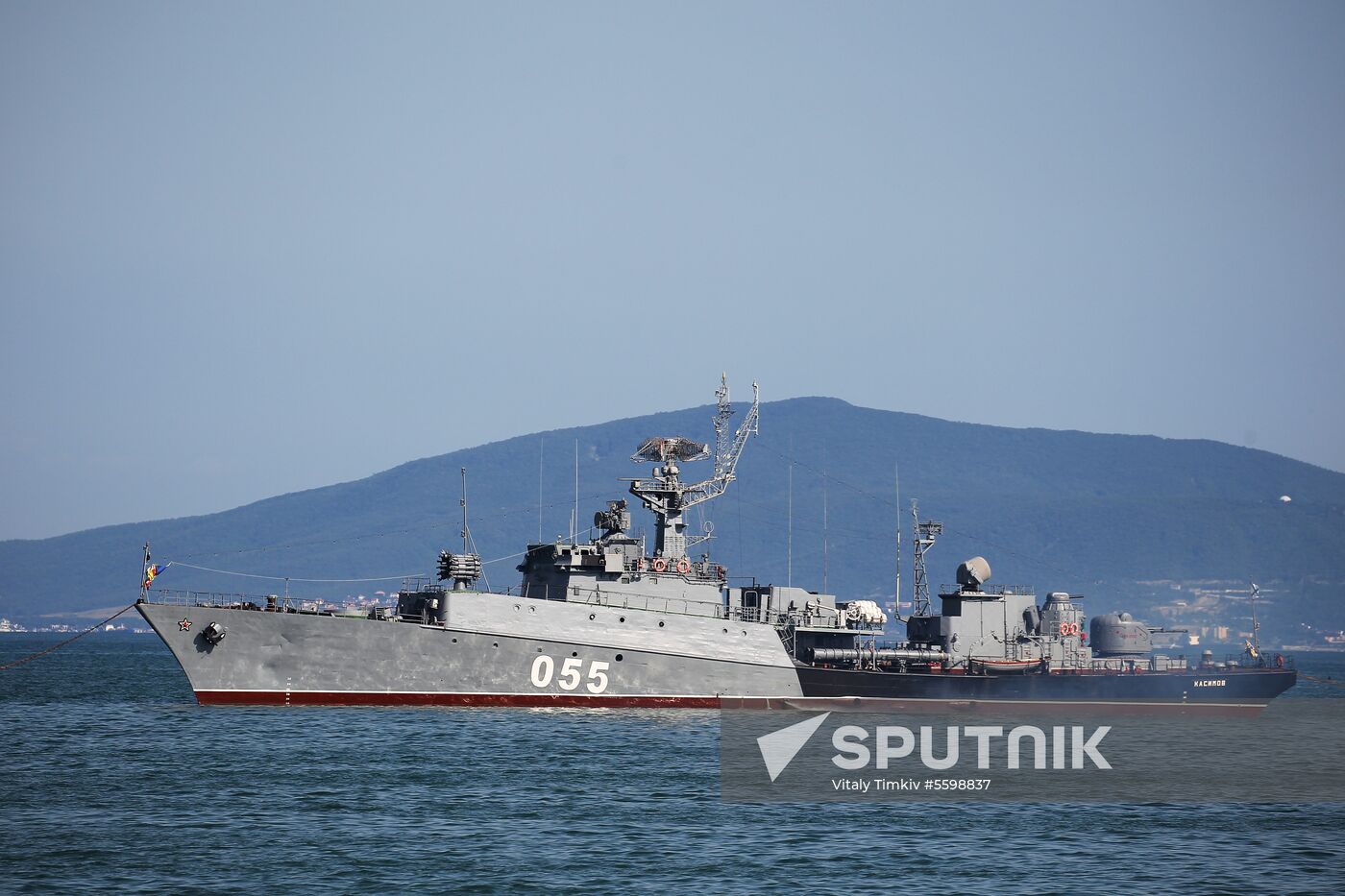 Russian regions stage rehearsals of Navy Day parade