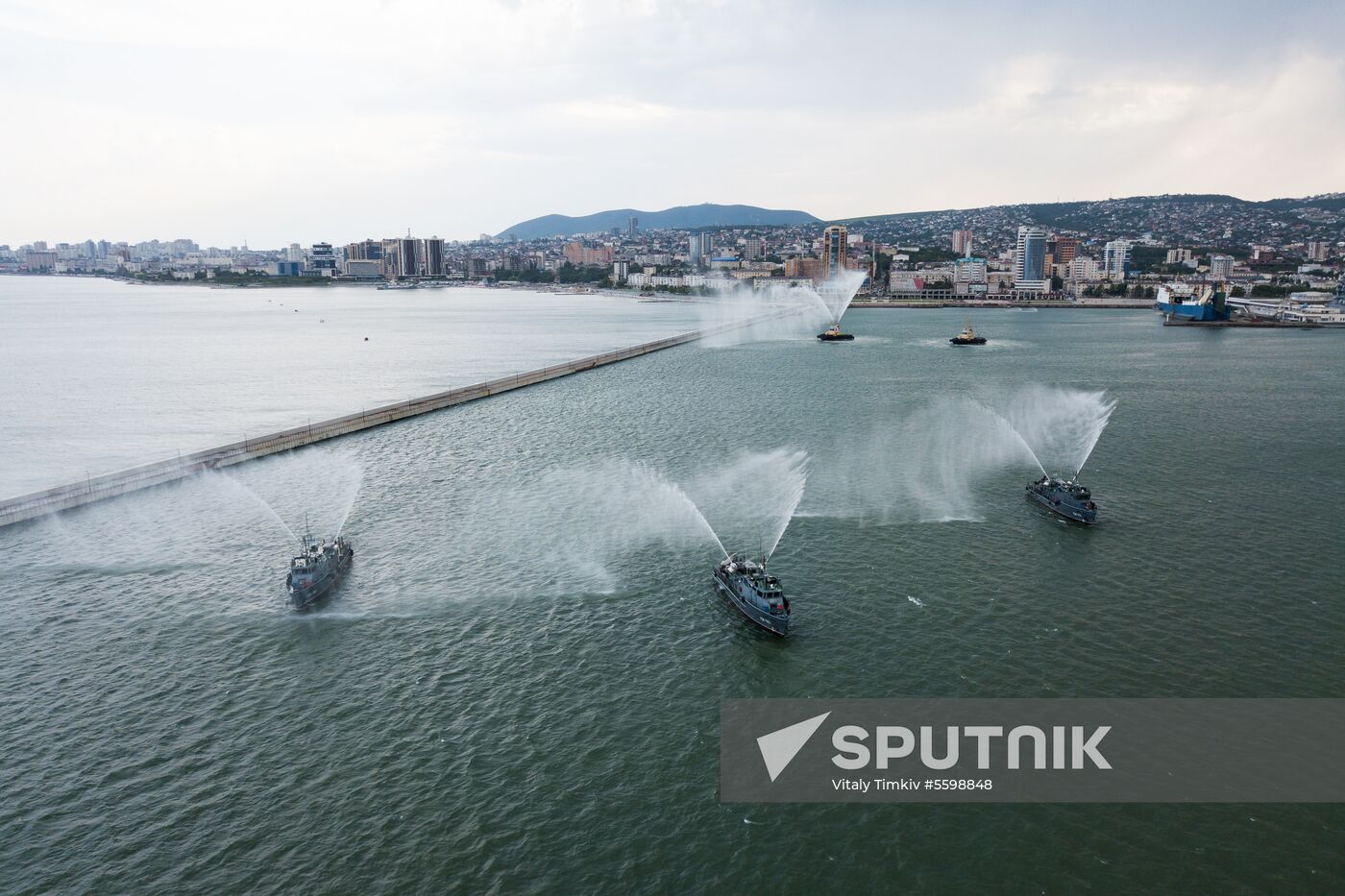 Russian regions stage rehearsals of Navy Day parade