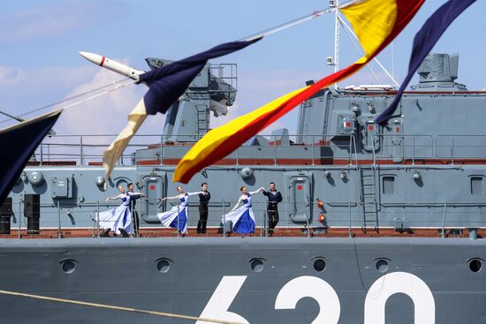 Opening museum aboard Bespokoiny guided-missile destroyer