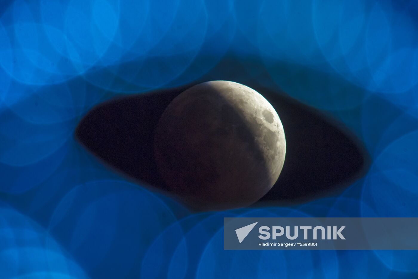 Total lunar eclipse