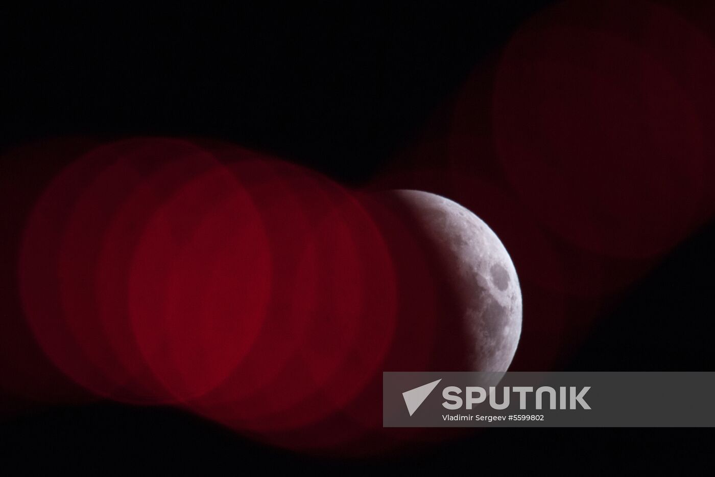 Total lunar eclipse