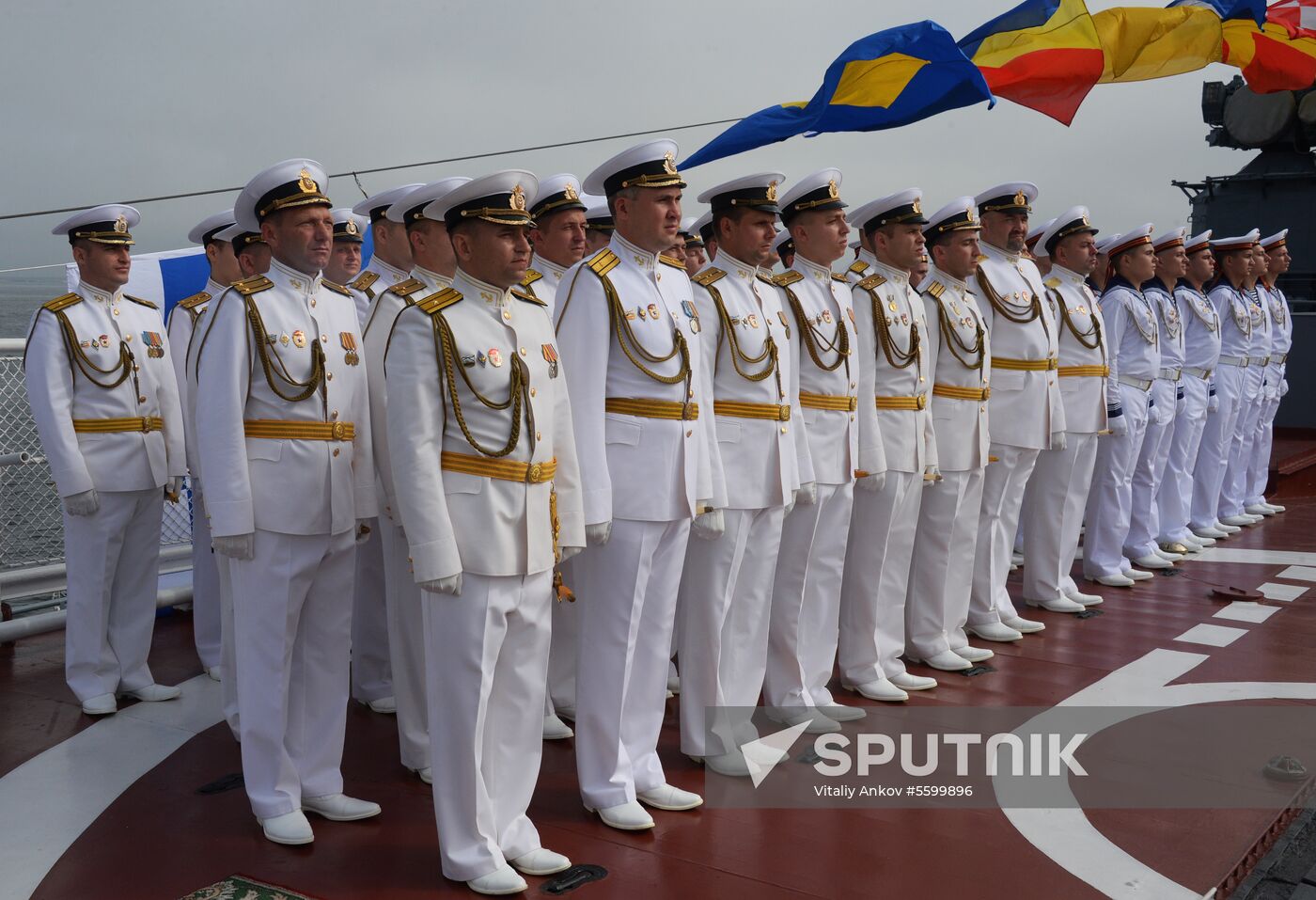 Full rehearsal for Russian Navy Day parade in Vladivostok