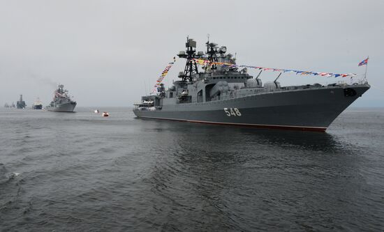 Full rehearsal for Russian Navy Day parade in Vladivostok
