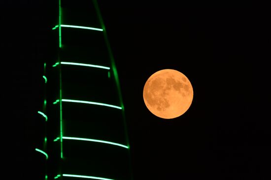 Total lunar eclipse
