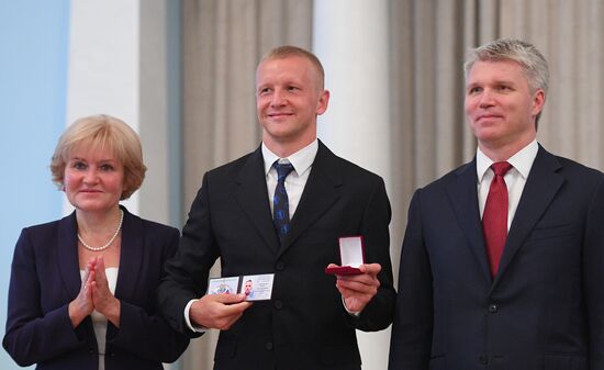 Russian national football team players awarded Merited Master of Sport title