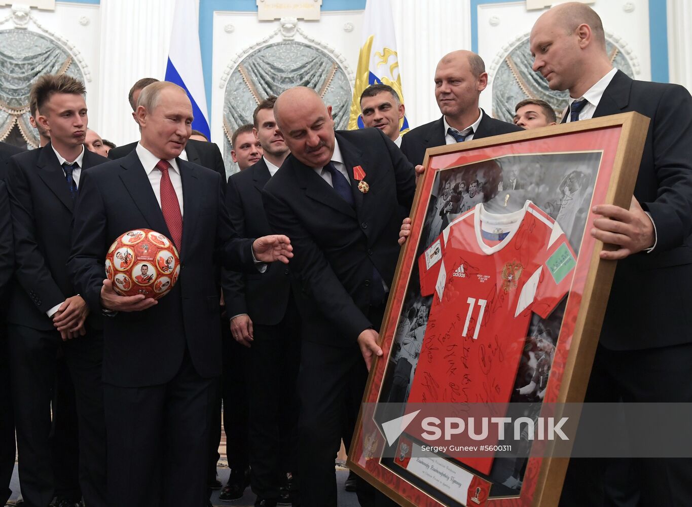 President Putin presents state decorations to Russian national footabll team