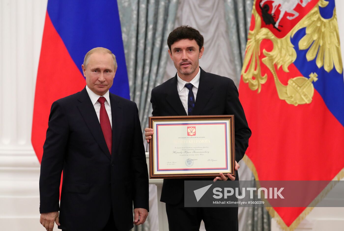 President Putin presents state decorations to Russian national footabll team