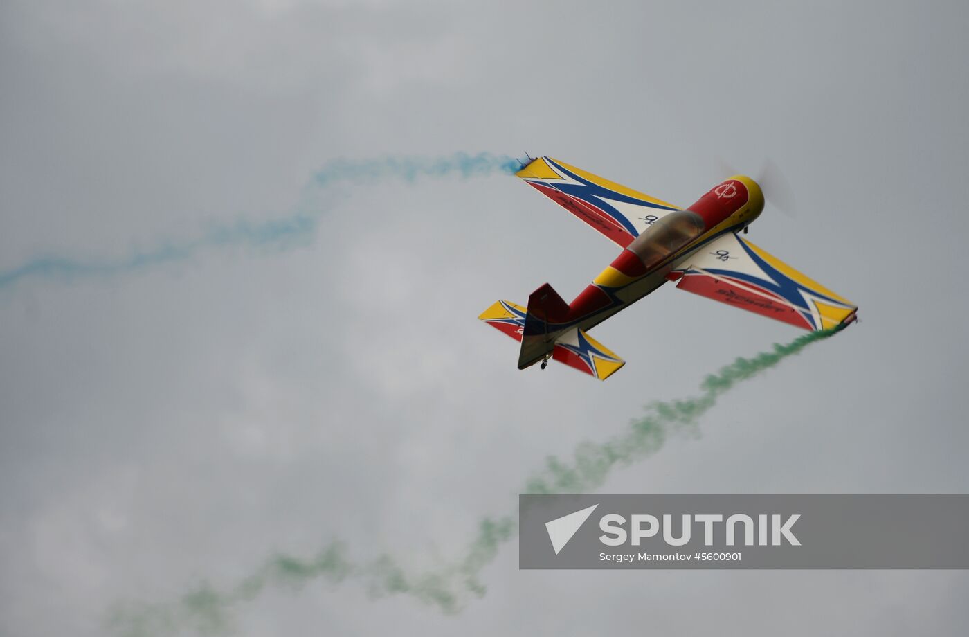 Drone and airplane model show in Moscow Region