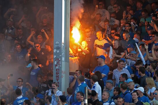 Football. Russian Premier League. Arsenal vs. Dynamo