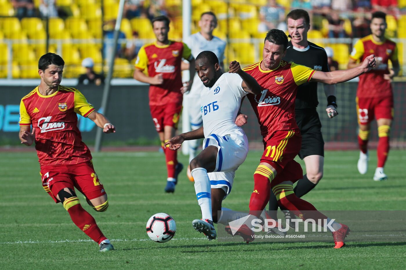 Football. Russian Premier League. Arsenal vs. Dynamo