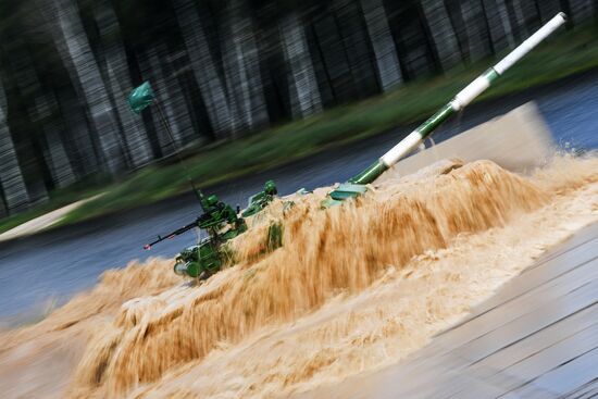 2018 Tank Biathlon. Individual race. Stage one