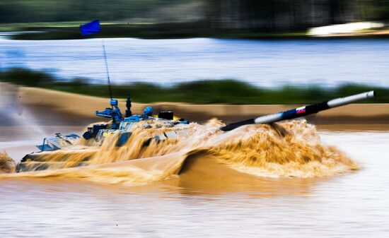 2018 Tank Biathlon. Individual race. Stage one