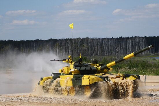 2018 Tank Biathlon. Individual race. Round one