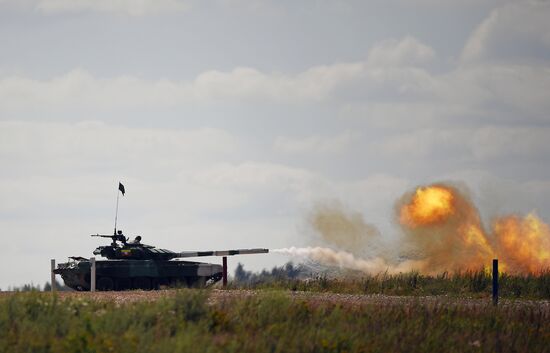 2018 Tank Biathlon. Individual race. Round one
