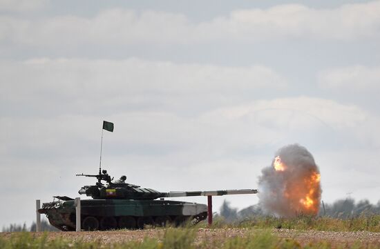 2018 Tank Biathlon. Individual race. Round one
