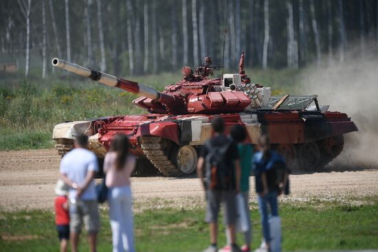 2018 Tank Biathlon. Individual race. Round one