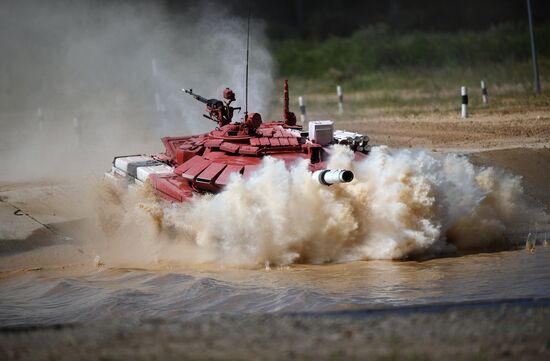 2018 Tank Biathlon. Individual race. Round one