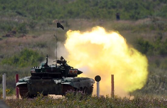 2018 Tank Biathlon. Individual race. Round one