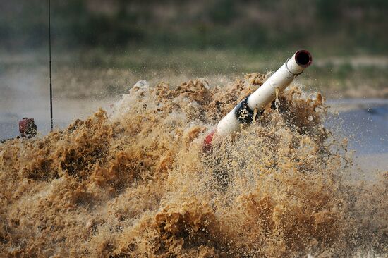2018 Tank Biathlon. Individual race. Round one