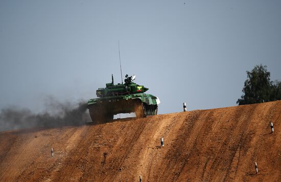 2018 Tank Biathlon. Individual race. Round one