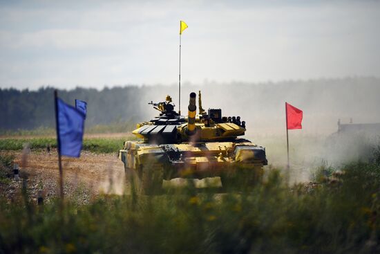 2018 Tank Biathlon. Individual race. Round one