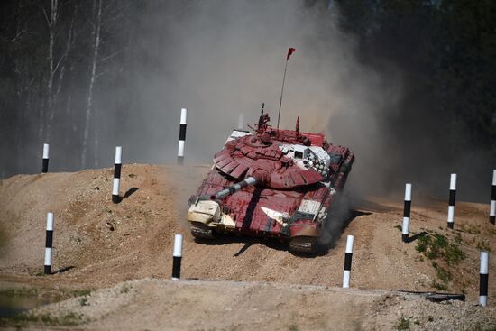 2018 Tank Biathlon. Individual race. Round one