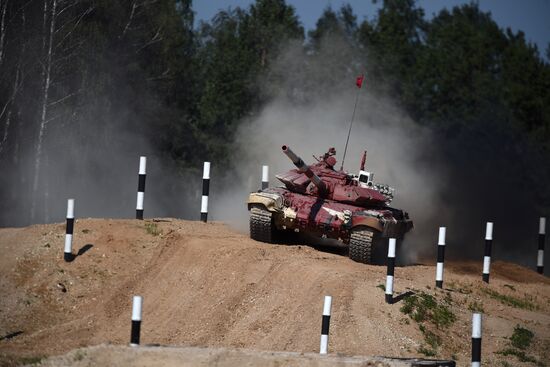 2018 Tank Biathlon. Individual race. Round one