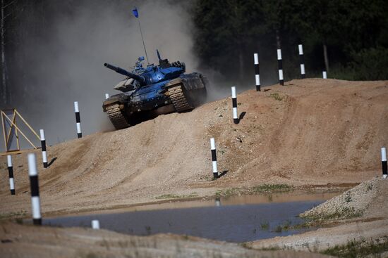 2018 Tank Biathlon. Individual race. Round one