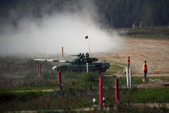 2018 Tank Biathlon. Individual race. Round one