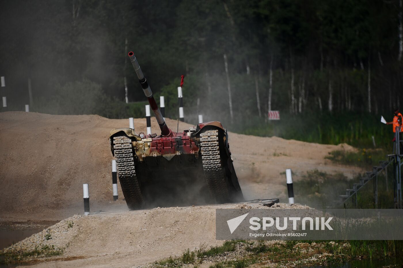 2018 Tank Biathlon. Individual race. Round one
