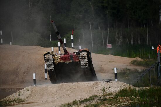 2018 Tank Biathlon. Individual race. Round one