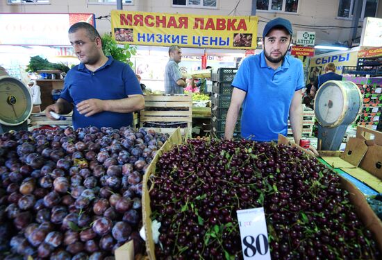 Watermelons go on sale in Moscow