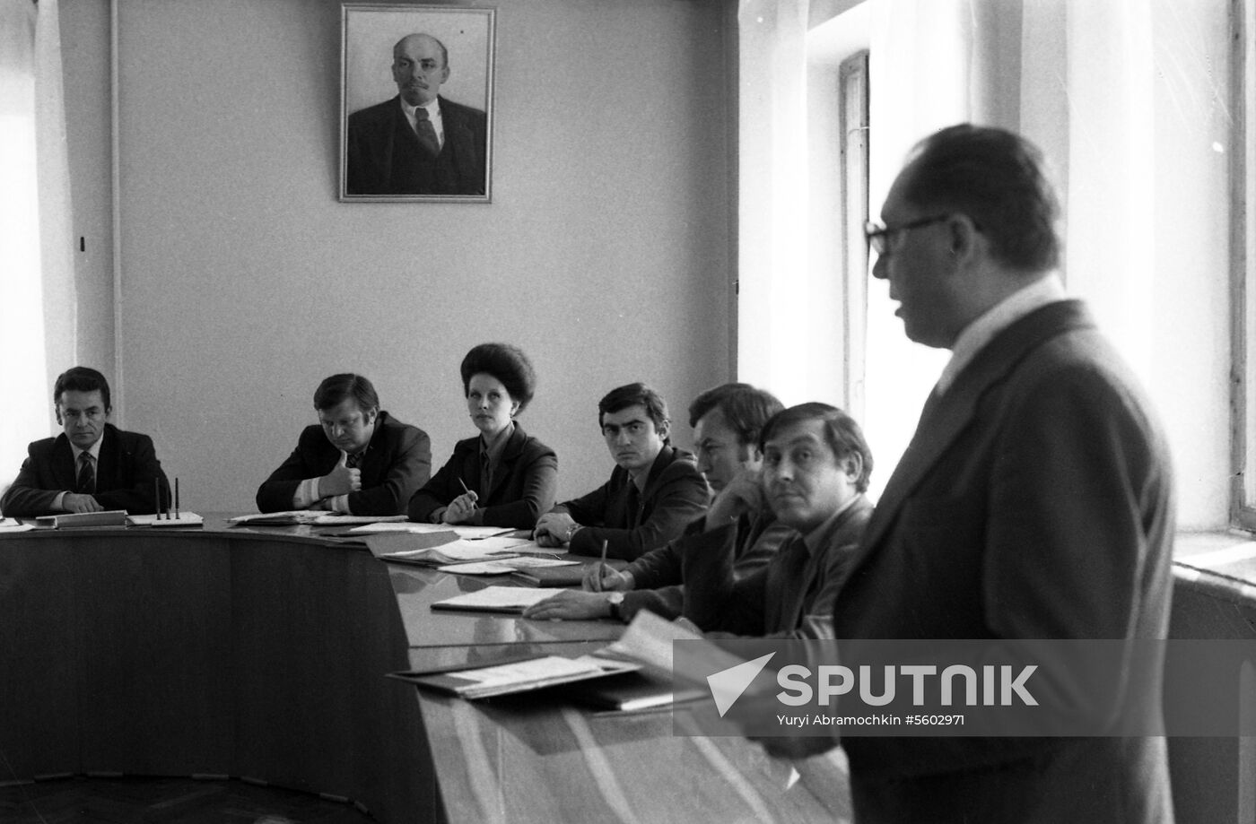 Ludmila Vasilchenko of Donetsk worsted spinning mill