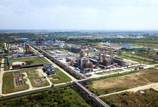 Oil refineries of Transneft company's Yug project