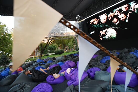 Outdoor cinemas open in Moscow parks