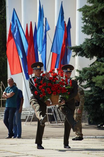 Paratroopers Day celebrations in Lugansk