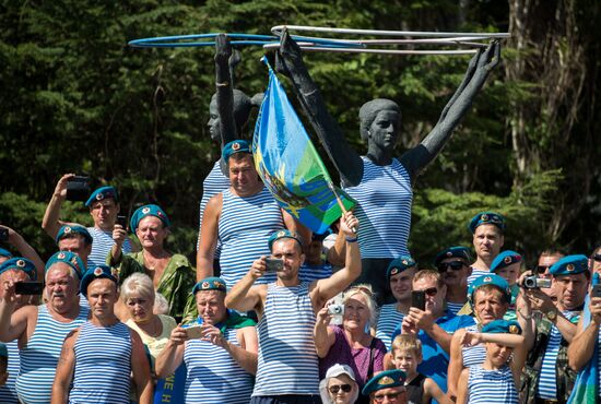 Paratroopers Day celebrations in Russian regions