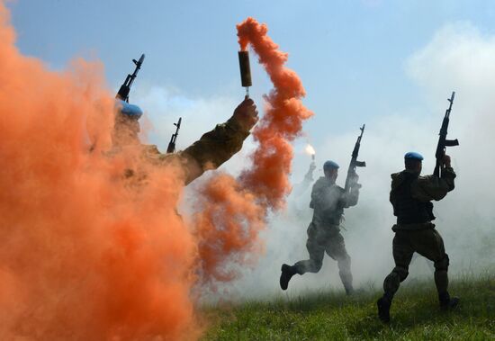 Paratroopers Day celebrations in Russian regions