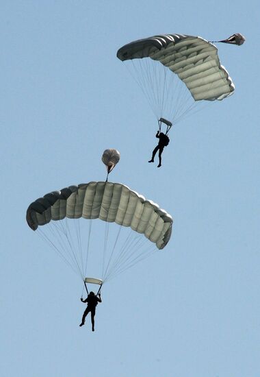 Paratroopers Day celebrations in Russian regions
